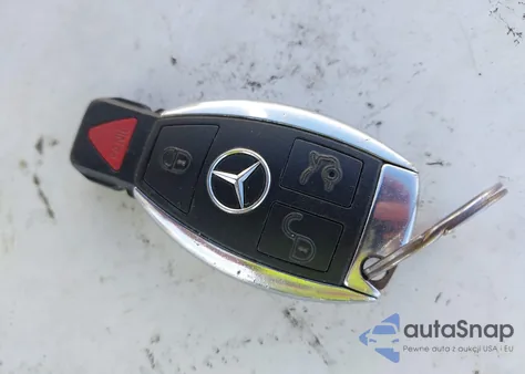 2015 Mercedes-Benz Glk 350 z USA, uszkodzony, nr VIN WDCGG5HB5FG383540